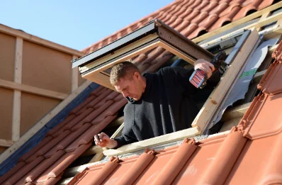Pose de fenêtres de toit Velux à Chatte